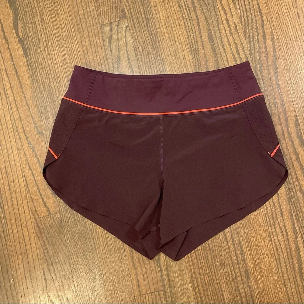 Athleta Summer 2020 Run With it Piping Shorts AGATE PURPLE
